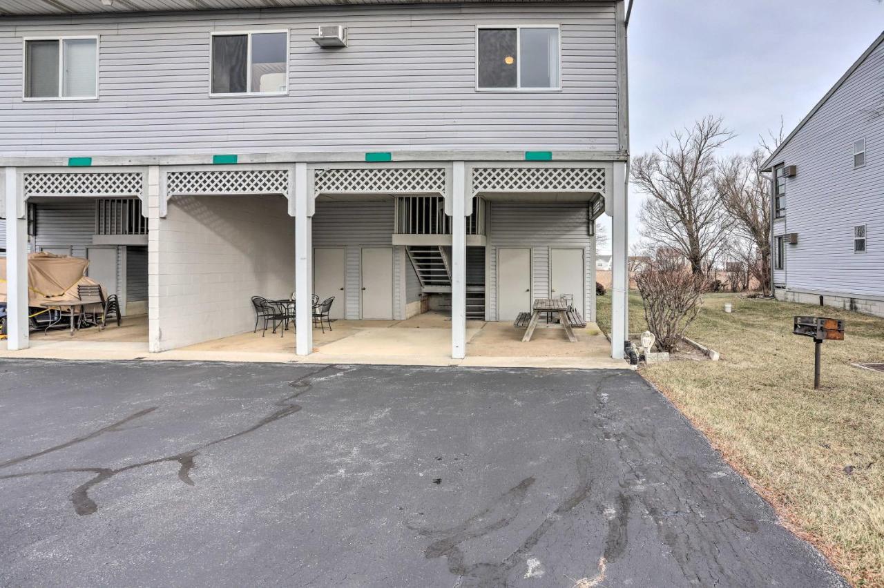 Condo With Balcony, Dock And Access To Lake Erie Sand Beach 外观 照片