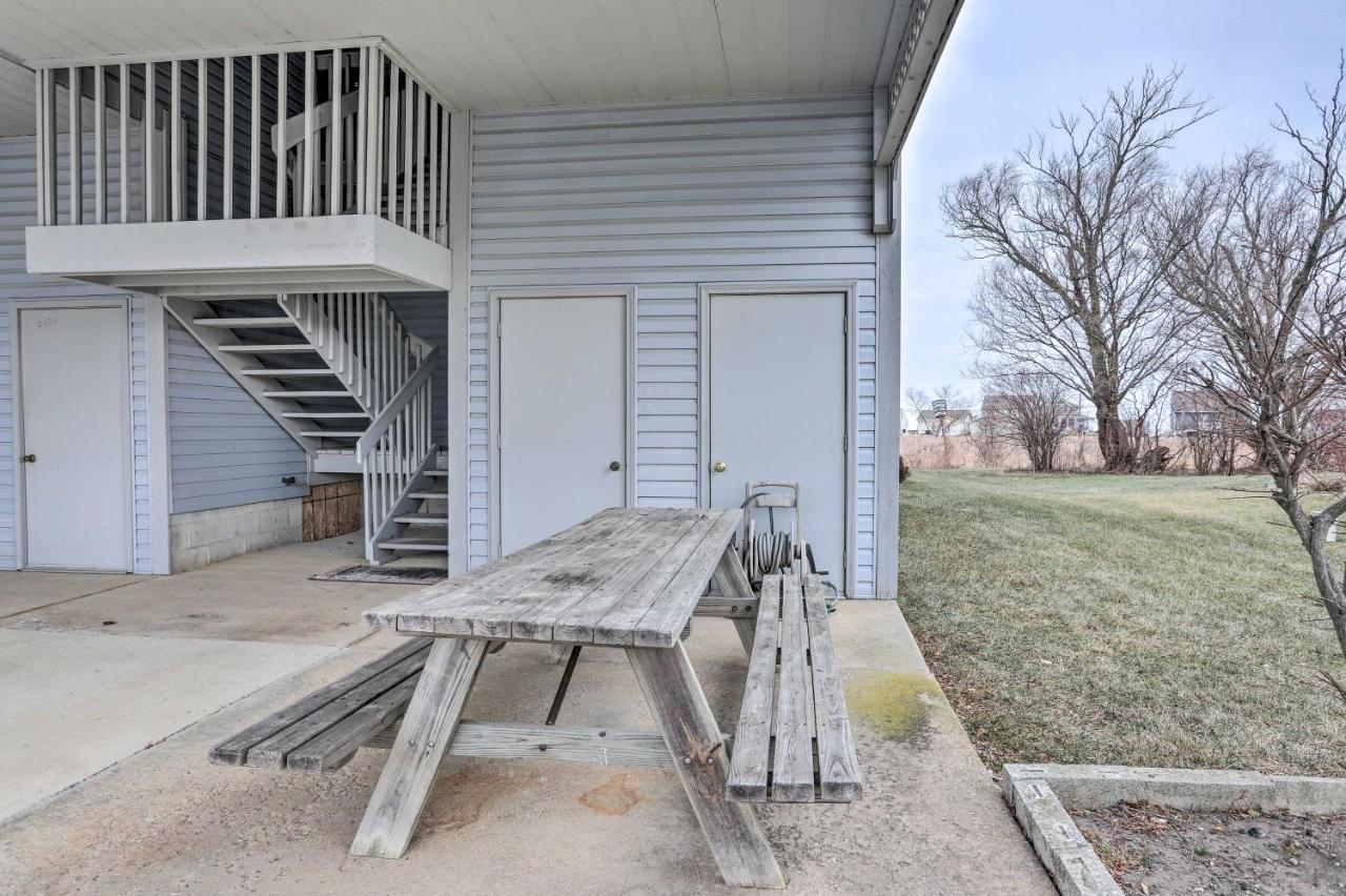 Condo With Balcony, Dock And Access To Lake Erie Sand Beach 外观 照片